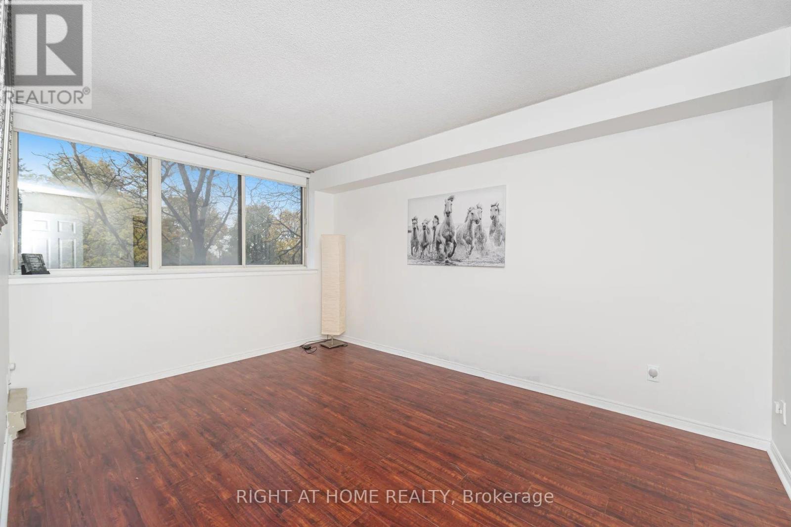 208 - 1360 Rathburn Road E, Mississauga, Ontario  L4W 4H4 - Photo 30 - W12519392