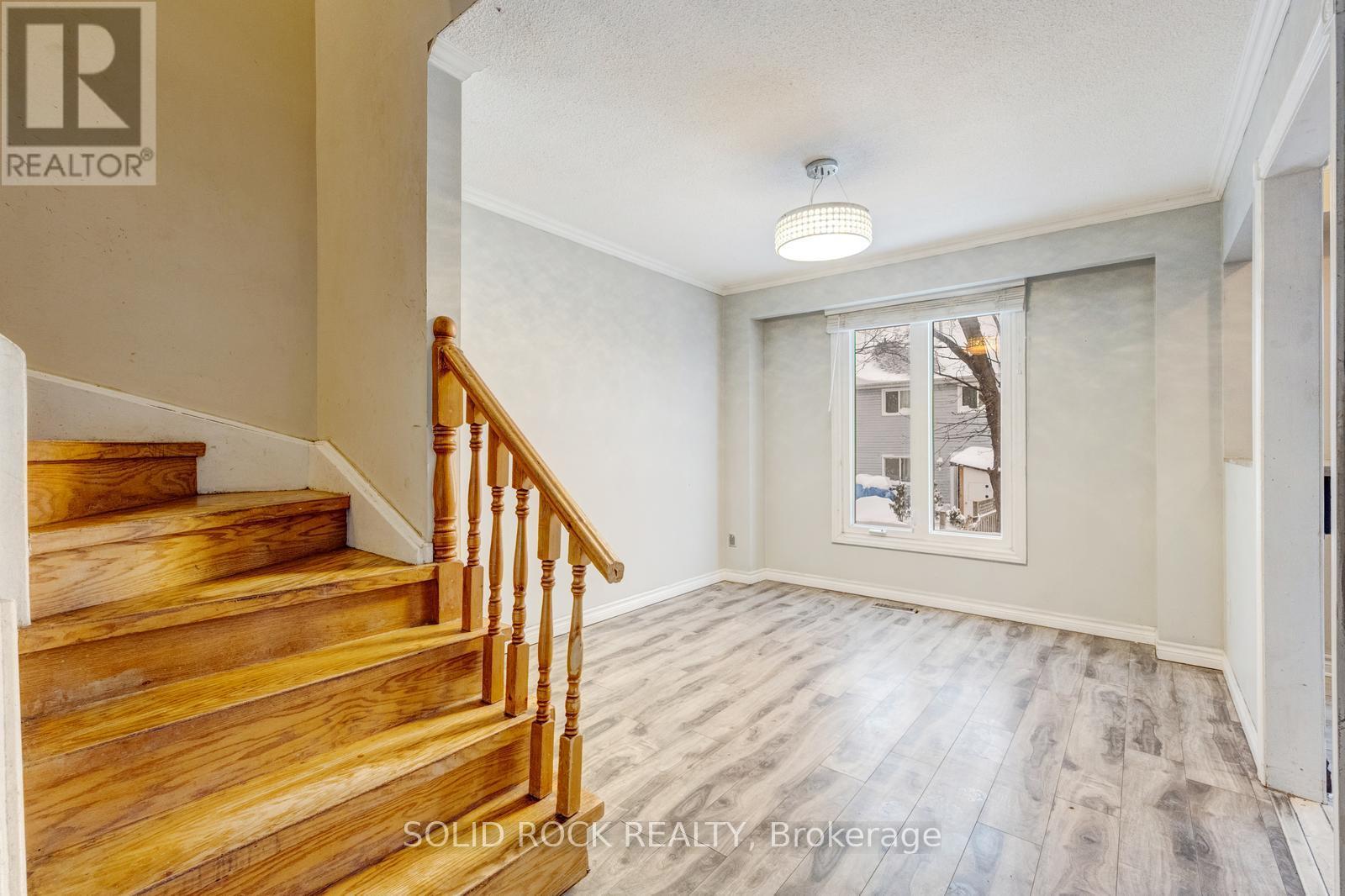 42 Kline Court, Brampton, Ontario  L6Z 1E5 - Photo 10 - W12713652