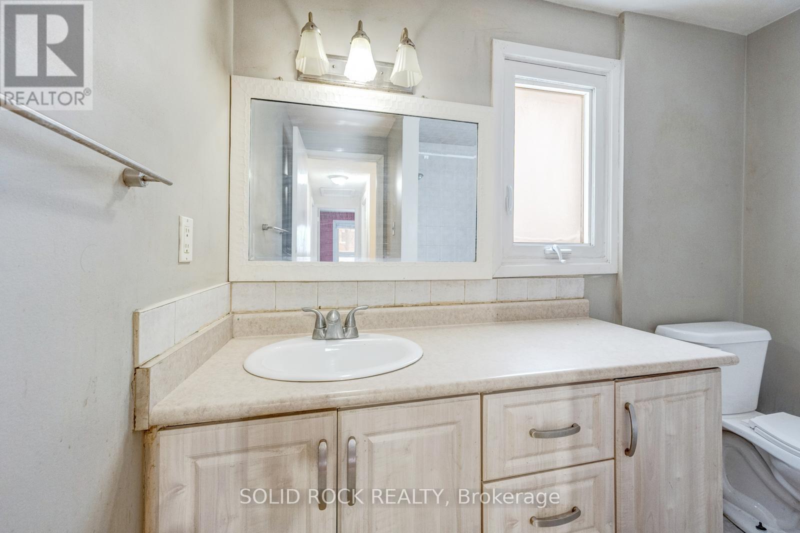 42 Kline Court, Brampton, Ontario  L6Z 1E5 - Photo 32 - W12713652