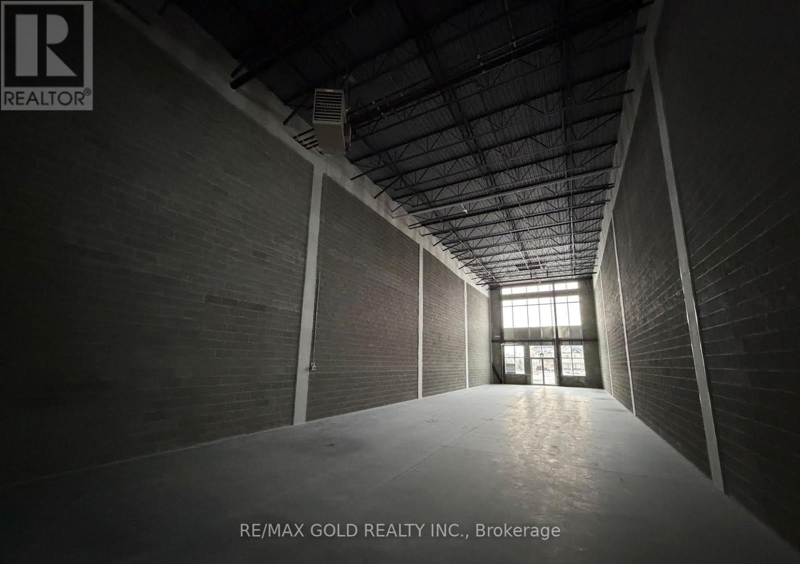 A9 - 10900 Dixie Road, Brampton, Ontario  L6R 3W4 - Photo 3 - W12713712