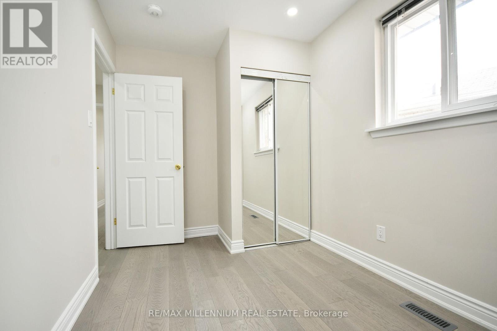 156 Folkstone Crescent, Brampton, Ontario  L6T 3M5 - Photo 21 - W12713726