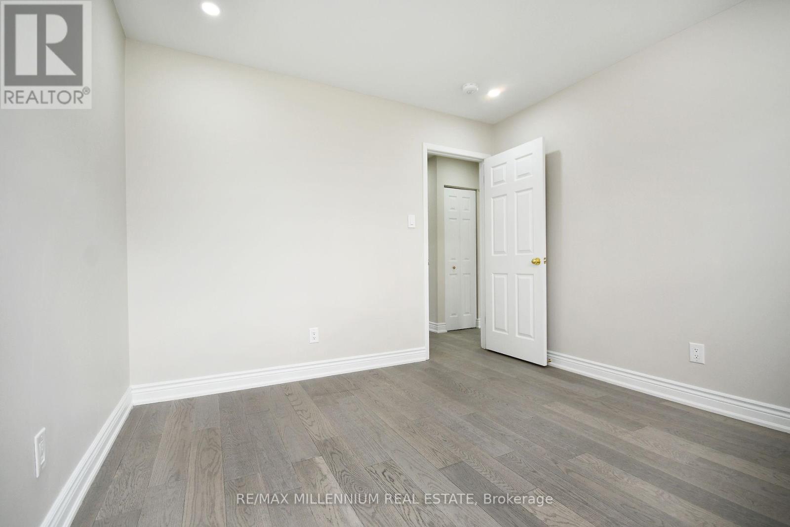 156 Folkstone Crescent, Brampton, Ontario  L6T 3M5 - Photo 22 - W12713726