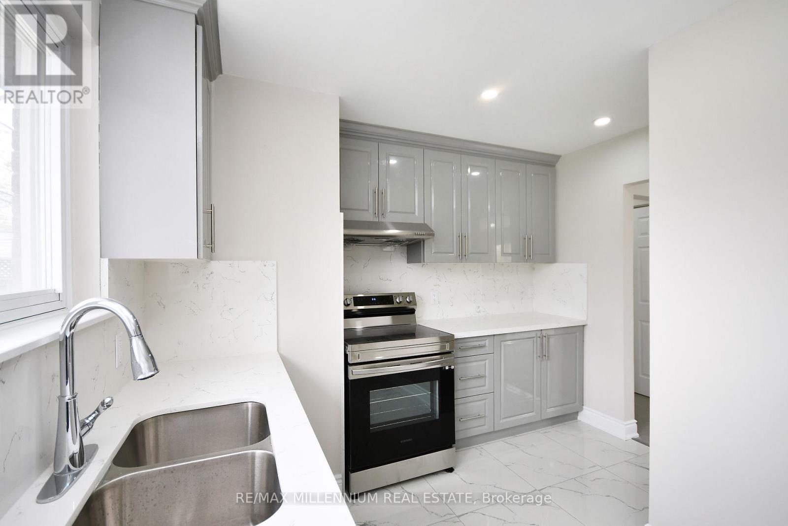 156 Folkstone Crescent, Brampton, Ontario  L6T 3M5 - Photo 38 - W12713726