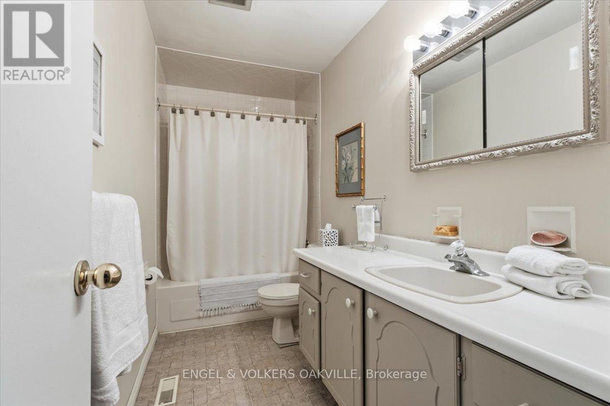 31 - 1340 Hampton Street, Oakville, Ontario  L6H 2S6 - Photo 19 - W12713760