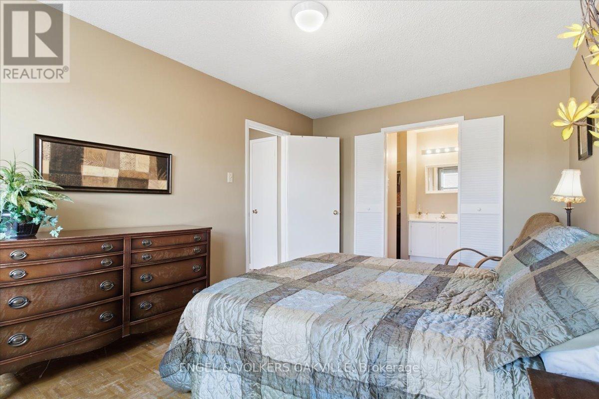 31 - 1340 Hampton Street, Oakville, Ontario  L6H 2S6 - Photo 28 - W12713760