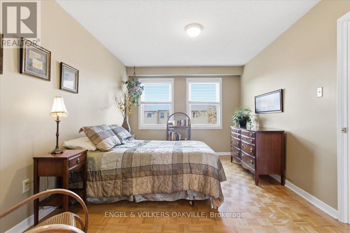 31 - 1340 Hampton Street, Oakville, Ontario  L6H 2S6 - Photo 30 - W12713760