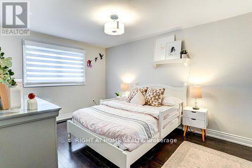 4021 Sasha Court, Mississauga, Ontario  L4W 3K9 - Photo 19 - W12713796