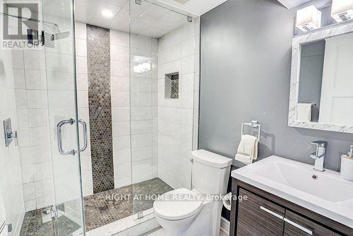 4021 Sasha Court, Mississauga, Ontario  L4W 3K9 - Photo 28 - W12713796