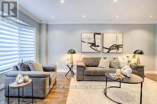 4021 Sasha Court, Mississauga, Ontario  L4W 3K9 - Photo 4 - W12713796