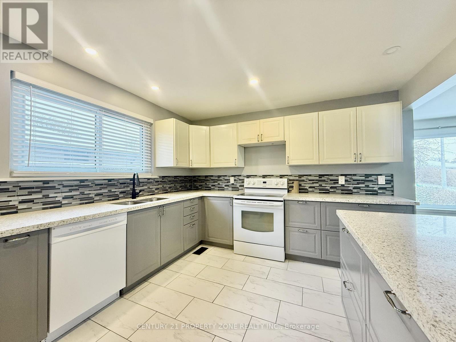 Upper - 164 Earnscliffe Circle, Brampton, Ontario  L6T 2B7 - Photo 10 - W12713812