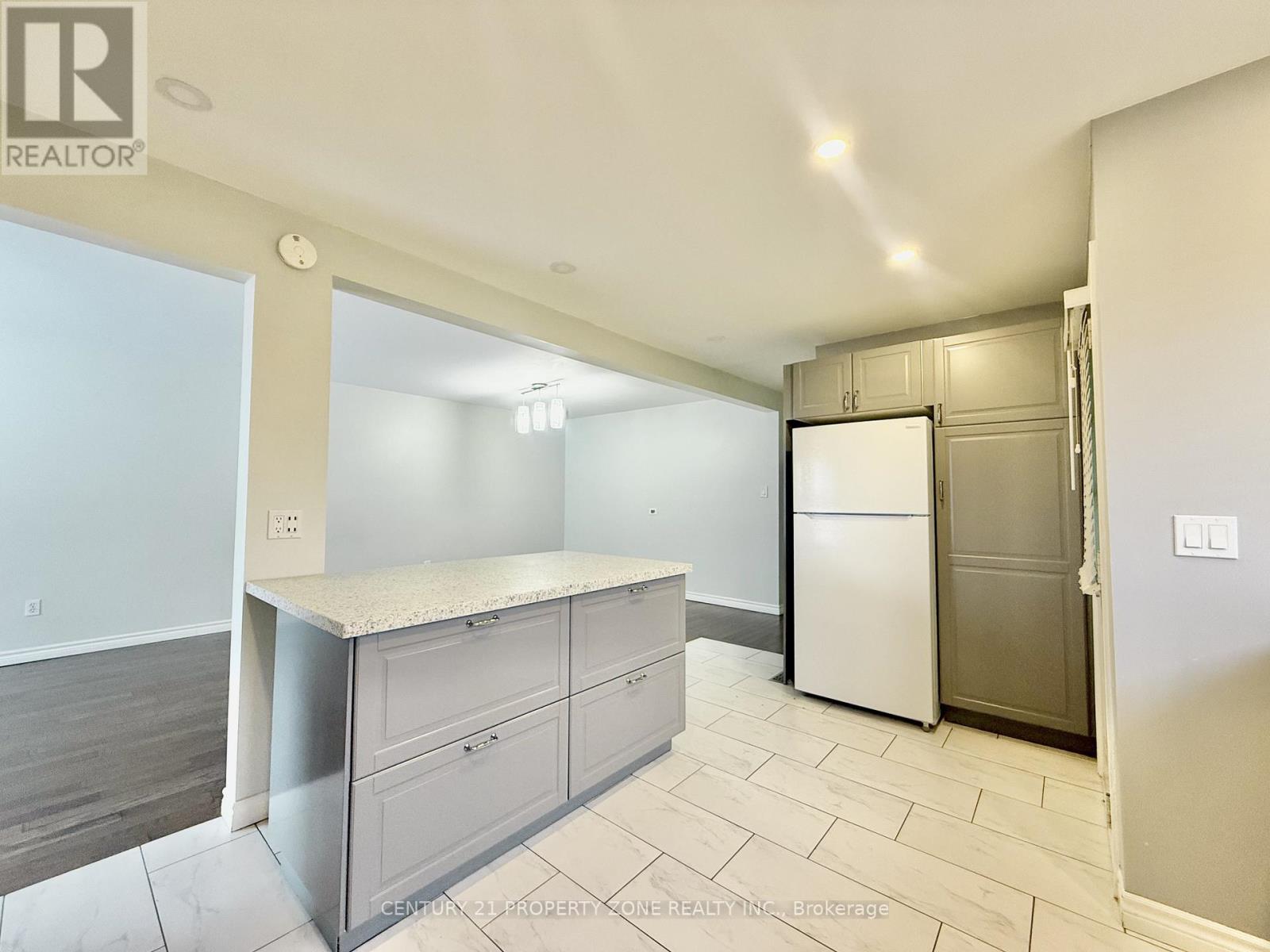 Upper - 164 Earnscliffe Circle, Brampton, Ontario  L6T 2B7 - Photo 12 - W12713812