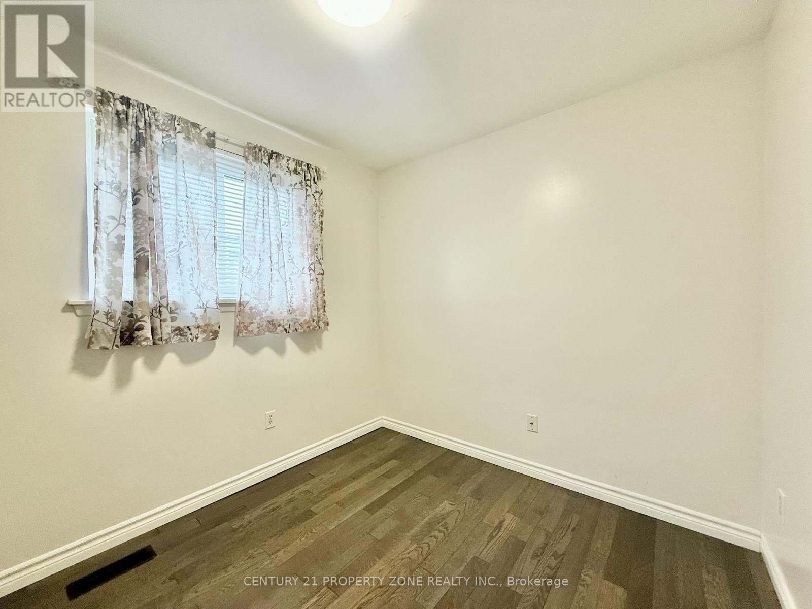 Upper - 164 Earnscliffe Circle, Brampton, Ontario  L6T 2B7 - Photo 13 - W12713812