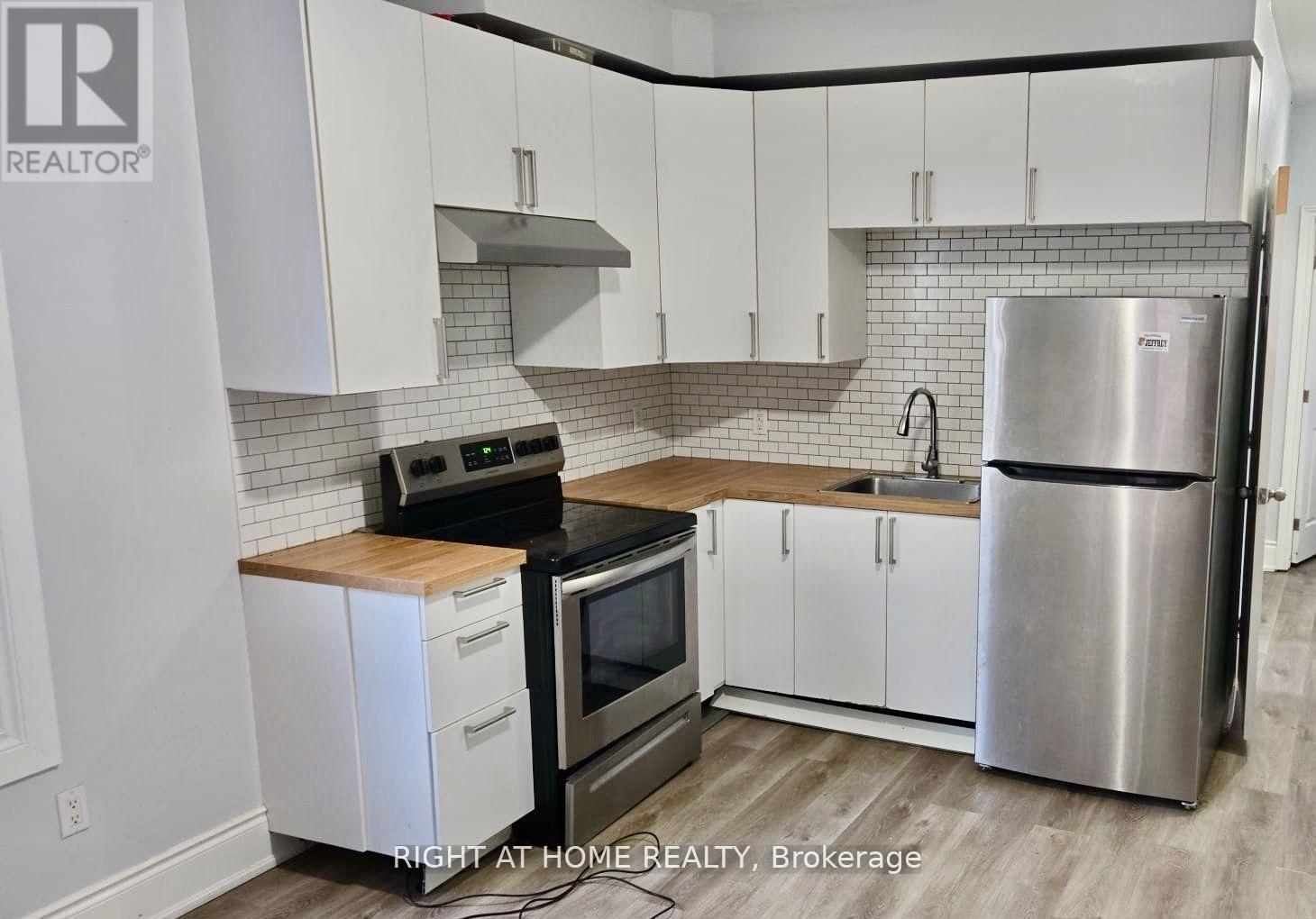 Main - 184 Rosemount Avenue, Toronto, Ontario  M9N 3B9 - Photo 3 - W12713816