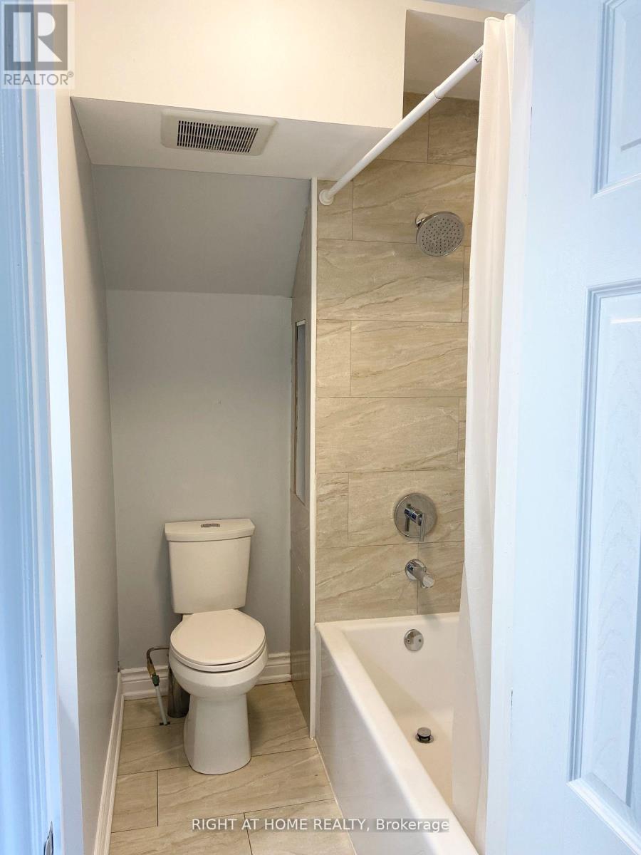 Main - 184 Rosemount Avenue, Toronto, Ontario  M9N 3B9 - Photo 5 - W12713816