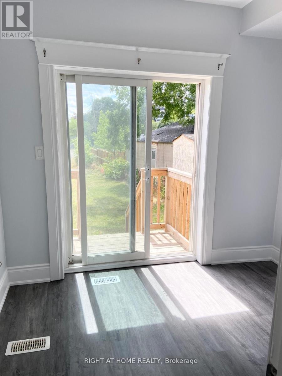 Main - 184 Rosemount Avenue, Toronto, Ontario  M9N 3B9 - Photo 8 - W12713816