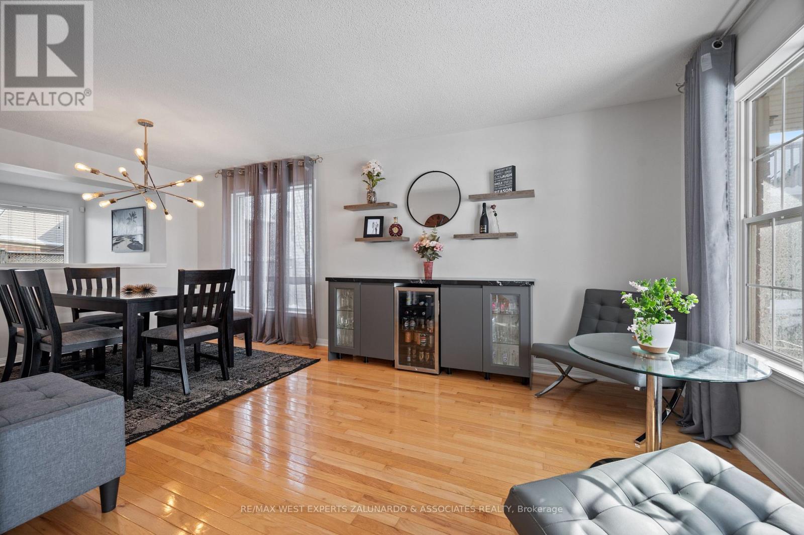 463 Trudeau Drive, Milton, Ontario  L9T 5K8 - Photo 6 - W12713874