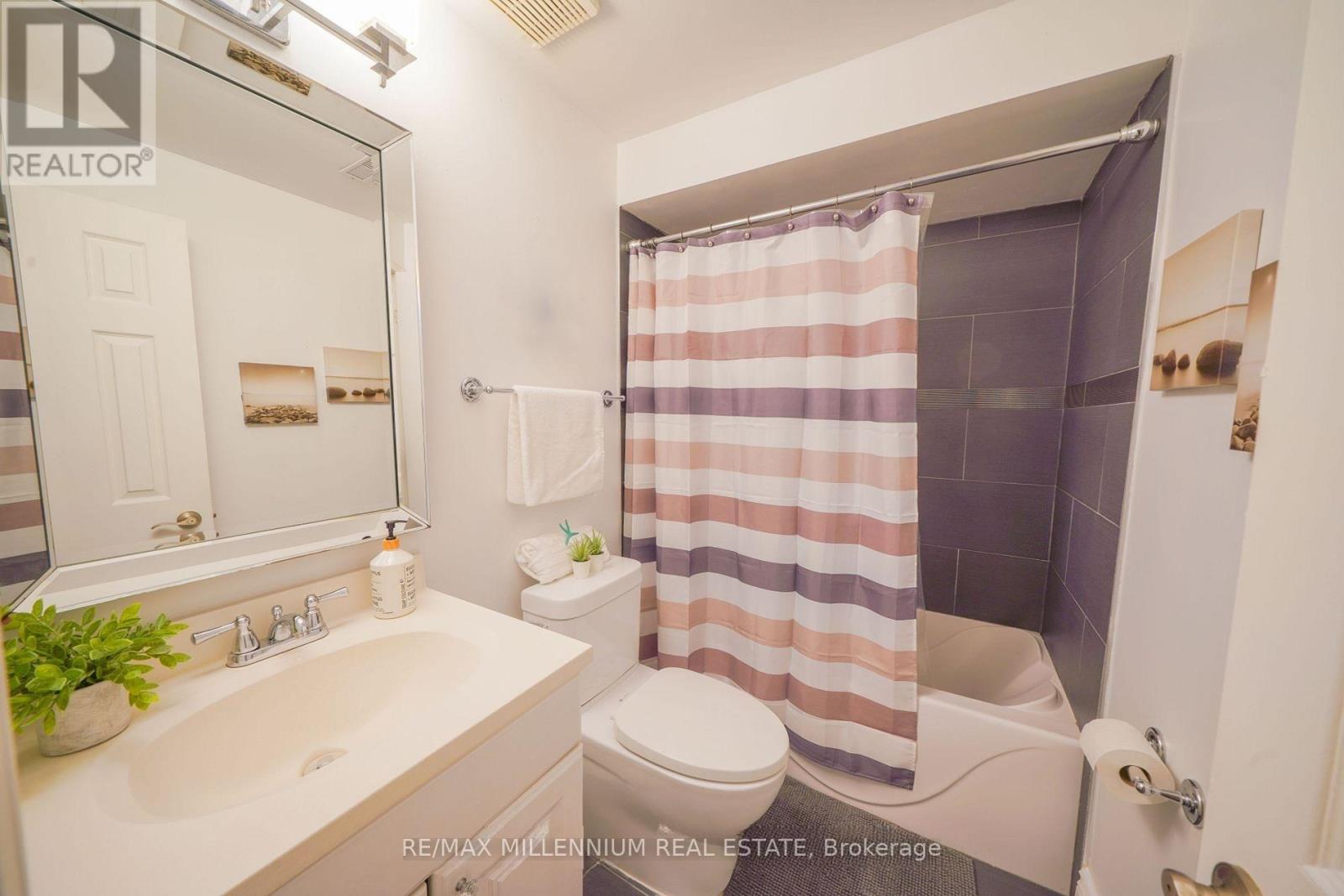 145 Springview Drive, Brampton, Ontario  L6X 4K2 - Photo 37 - W12713336