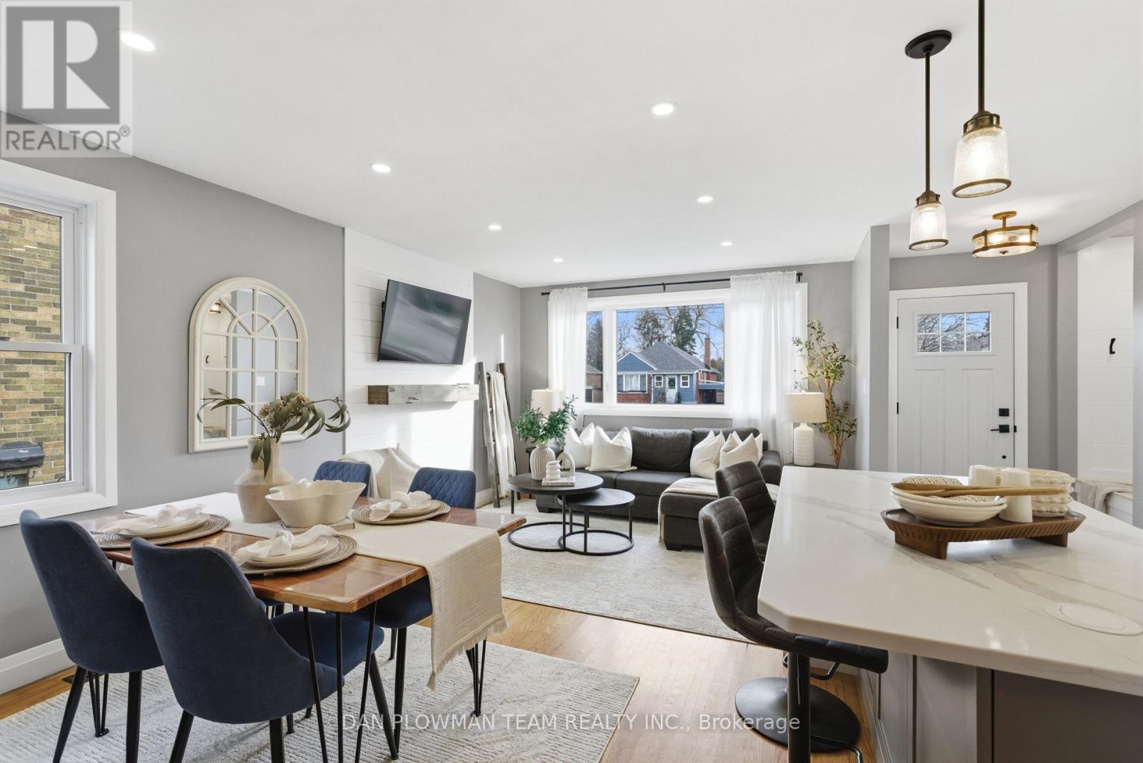 156 Spencer Street E, Cobourg, Ontario  K9A 1C4 - Photo 1 - X12713746