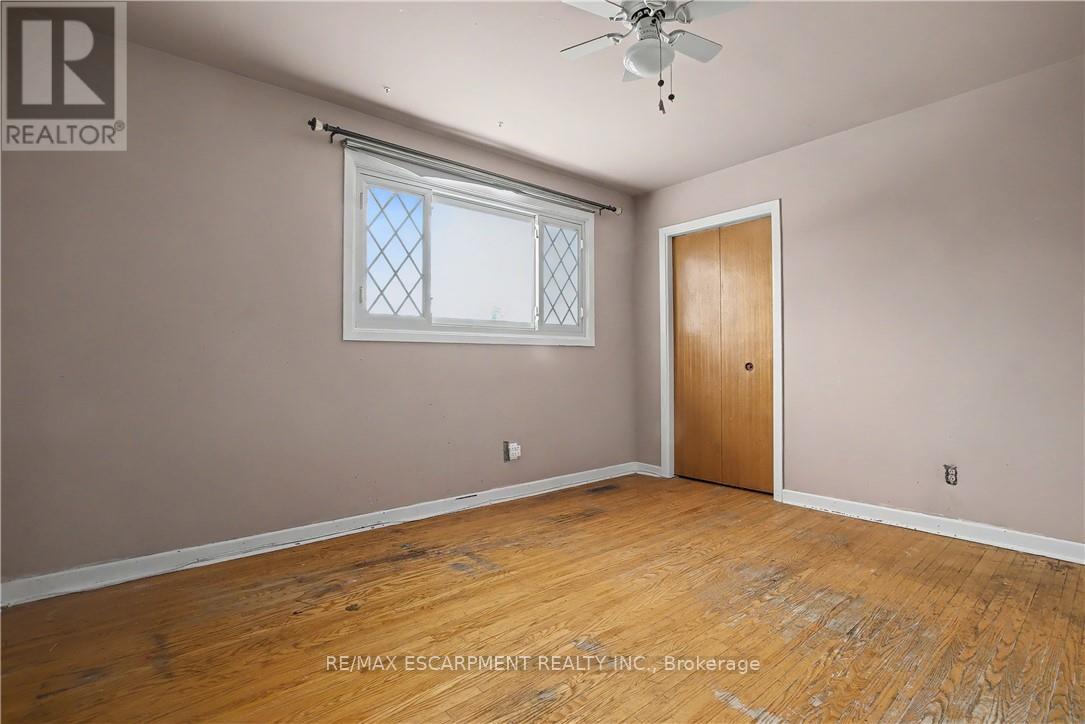 37 Sunrise Crescent, Hamilton, Ontario  L9H 3S1 - Photo 17 - X12713784