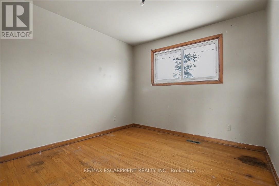 37 Sunrise Crescent, Hamilton, Ontario  L9H 3S1 - Photo 19 - X12713784