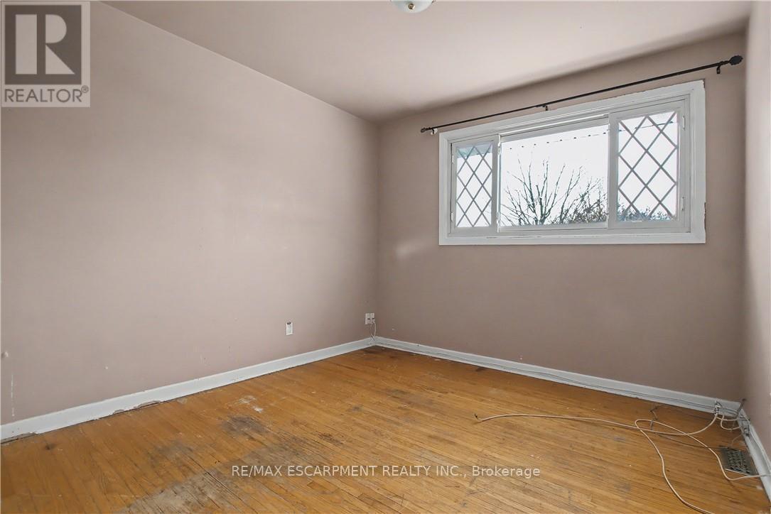 37 Sunrise Crescent, Hamilton, Ontario  L9H 3S1 - Photo 23 - X12713784