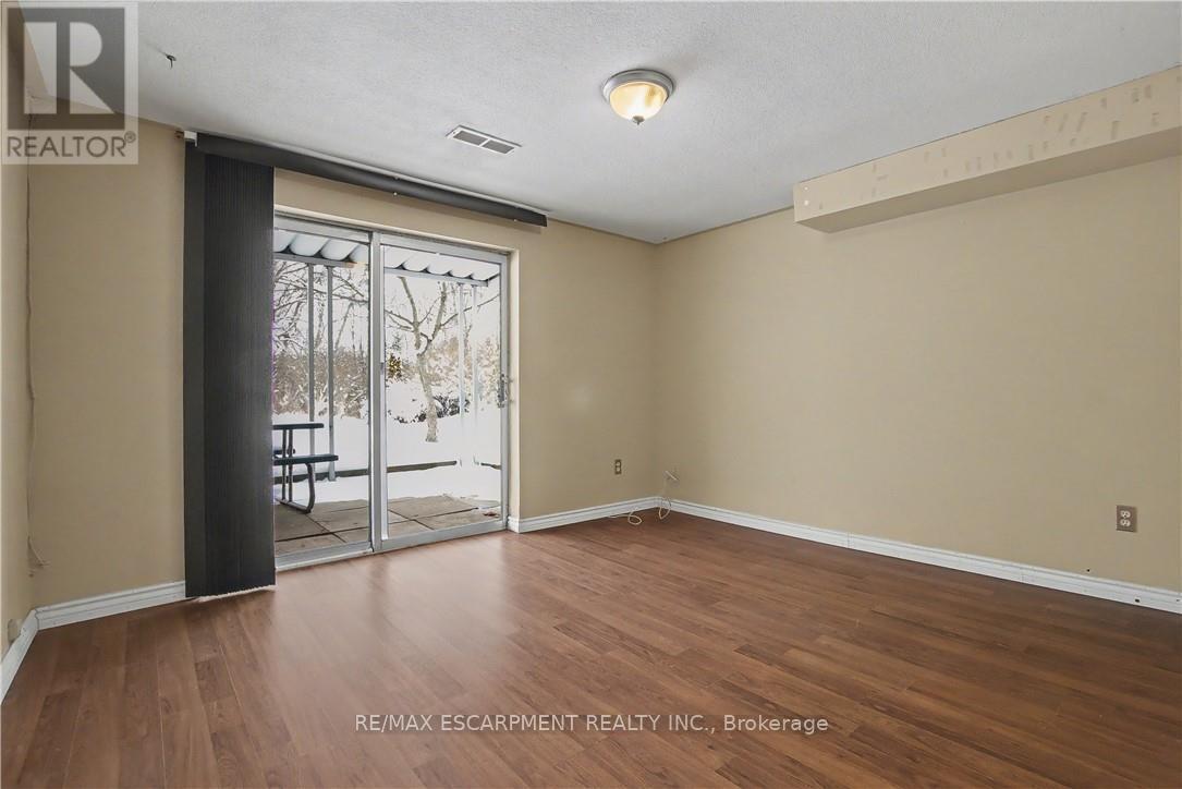 37 Sunrise Crescent, Hamilton, Ontario  L9H 3S1 - Photo 30 - X12713784