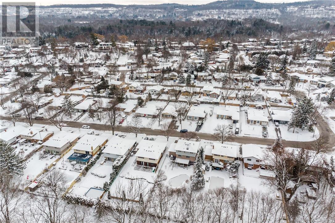 37 Sunrise Crescent, Hamilton, Ontario  L9H 3S1 - Photo 47 - X12713784