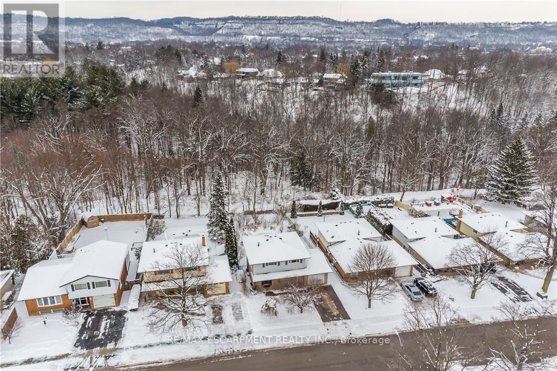 37 Sunrise Crescent, Hamilton, Ontario  L9H 3S1 - Photo 48 - X12713784