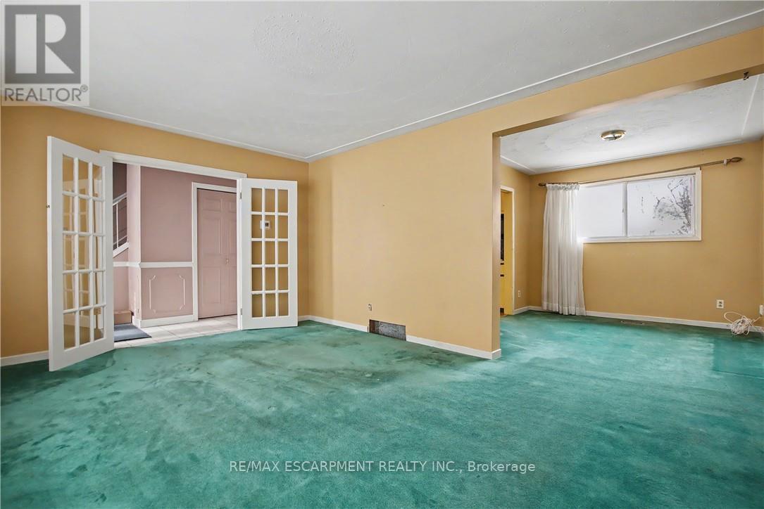 37 Sunrise Crescent, Hamilton, Ontario  L9H 3S1 - Photo 9 - X12713784