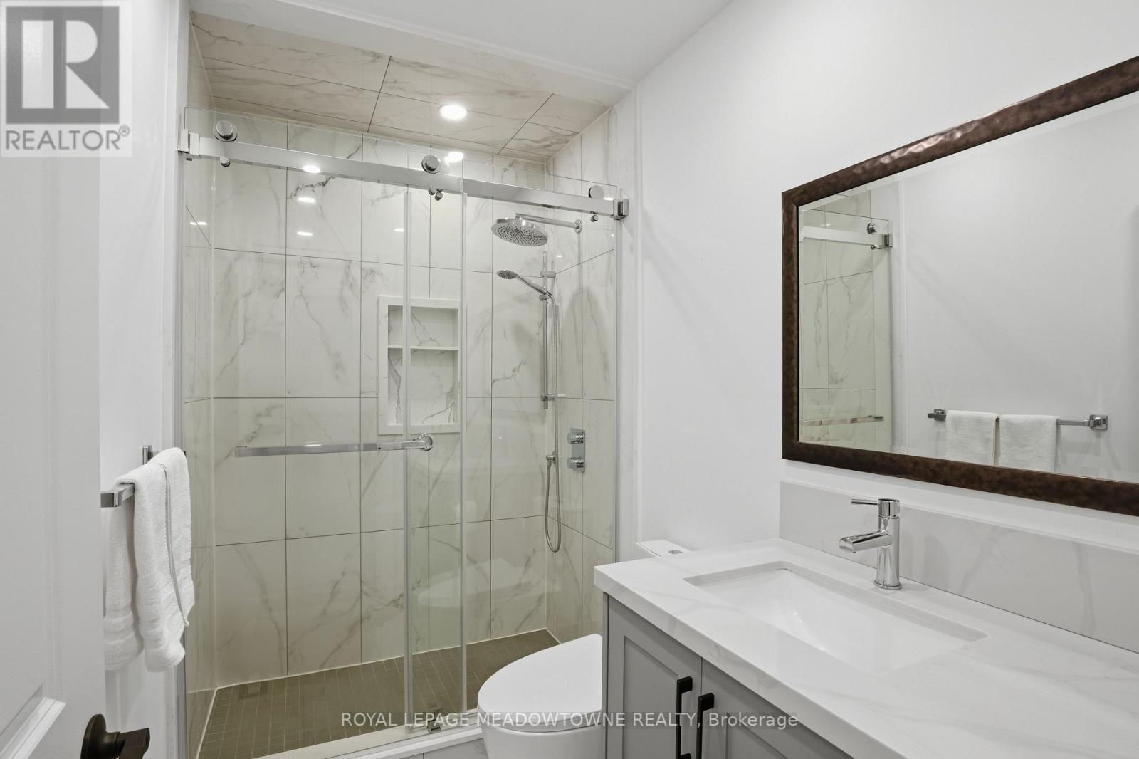 10 Mottistone Court, Brantford, Ontario  N3R 6L1 - Photo 12 - X12713804