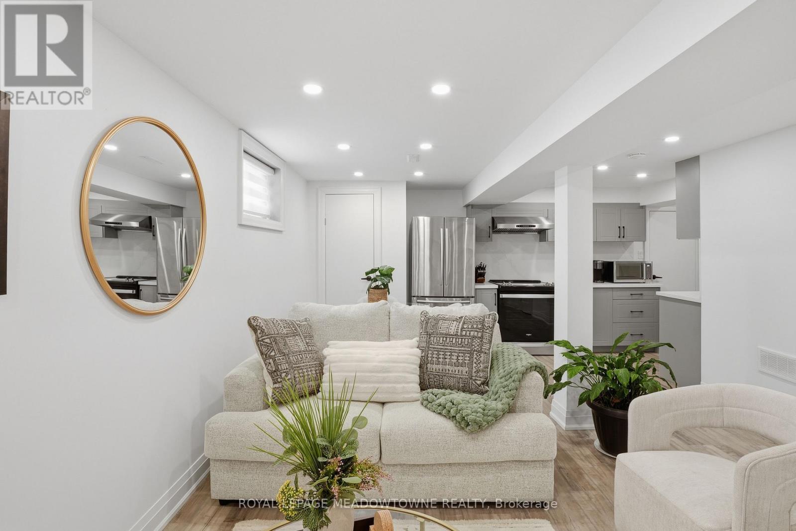 10 Mottistone Court, Brantford, Ontario  N3R 6L1 - Photo 32 - X12713804