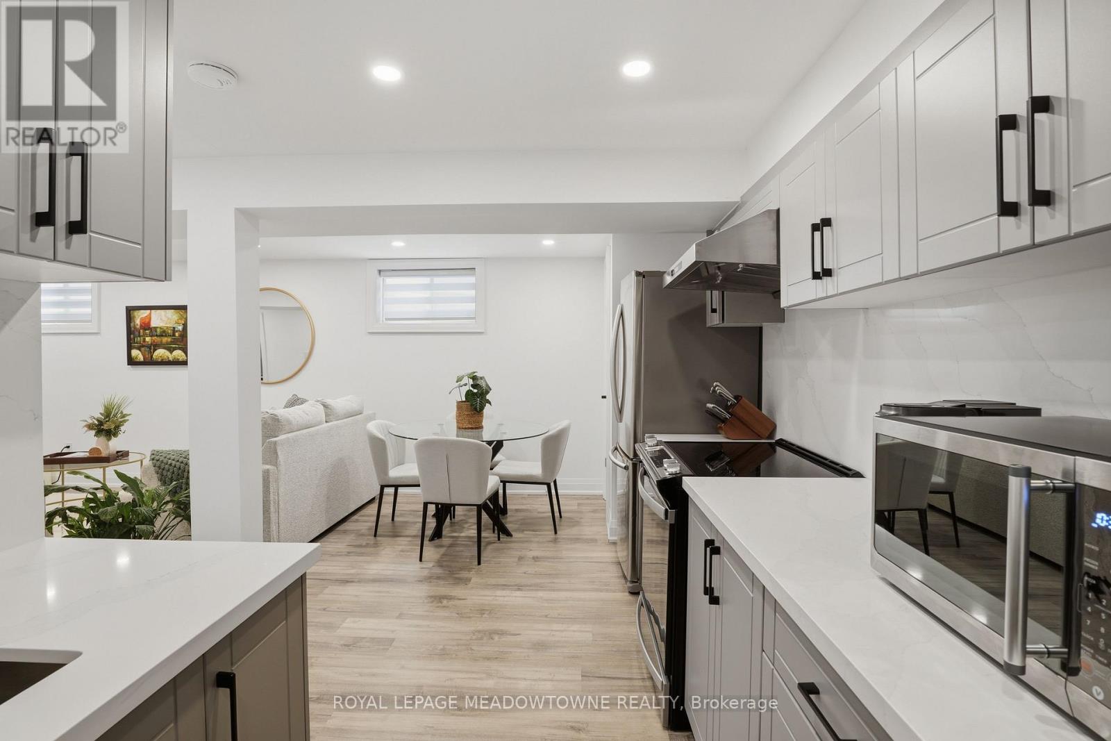 10 Mottistone Court, Brantford, Ontario  N3R 6L1 - Photo 34 - X12713804