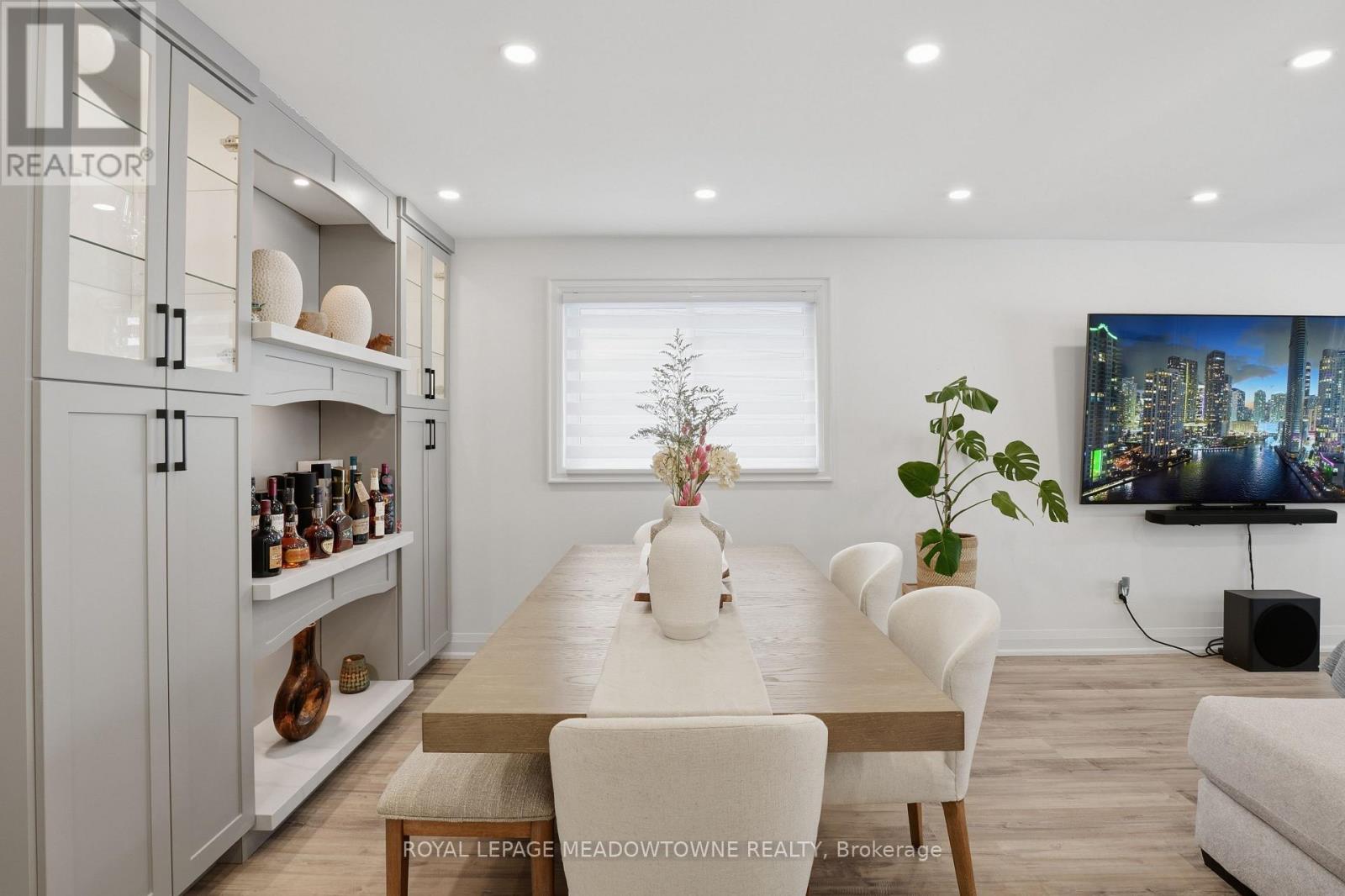 10 Mottistone Court, Brantford, Ontario  N3R 6L1 - Photo 6 - X12713804