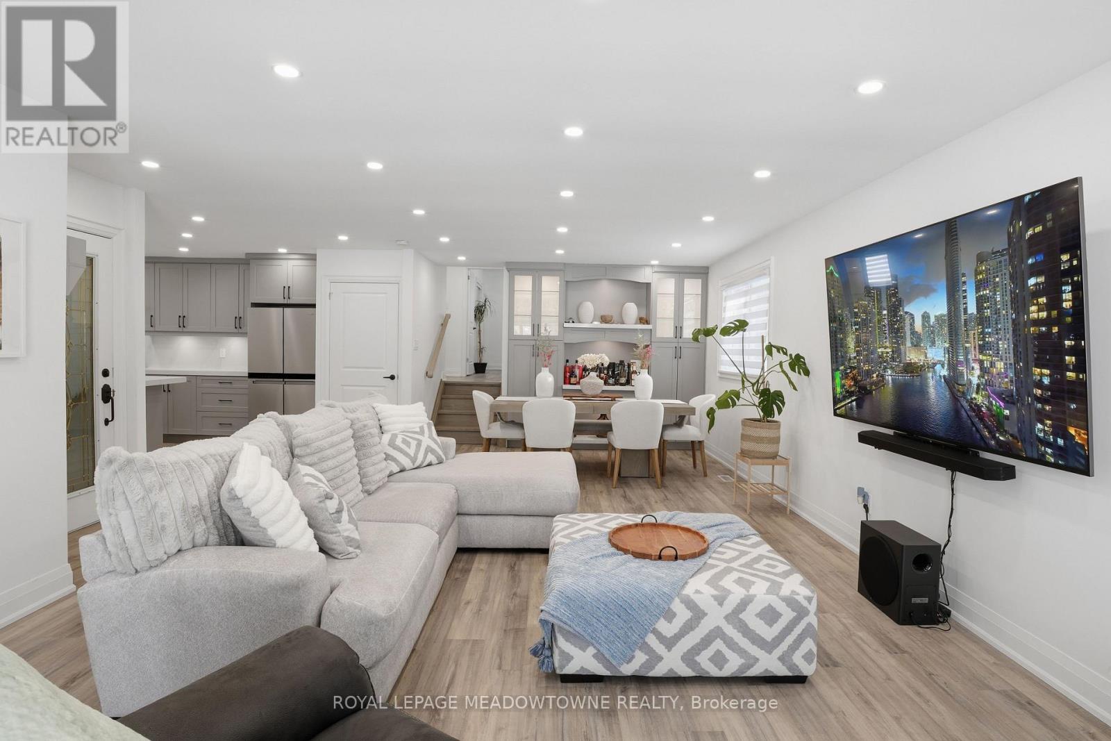 10 Mottistone Court, Brantford, Ontario  N3R 6L1 - Photo 8 - X12713804