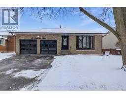 10 MOTTISTONE COURT, Brantford, Ontario