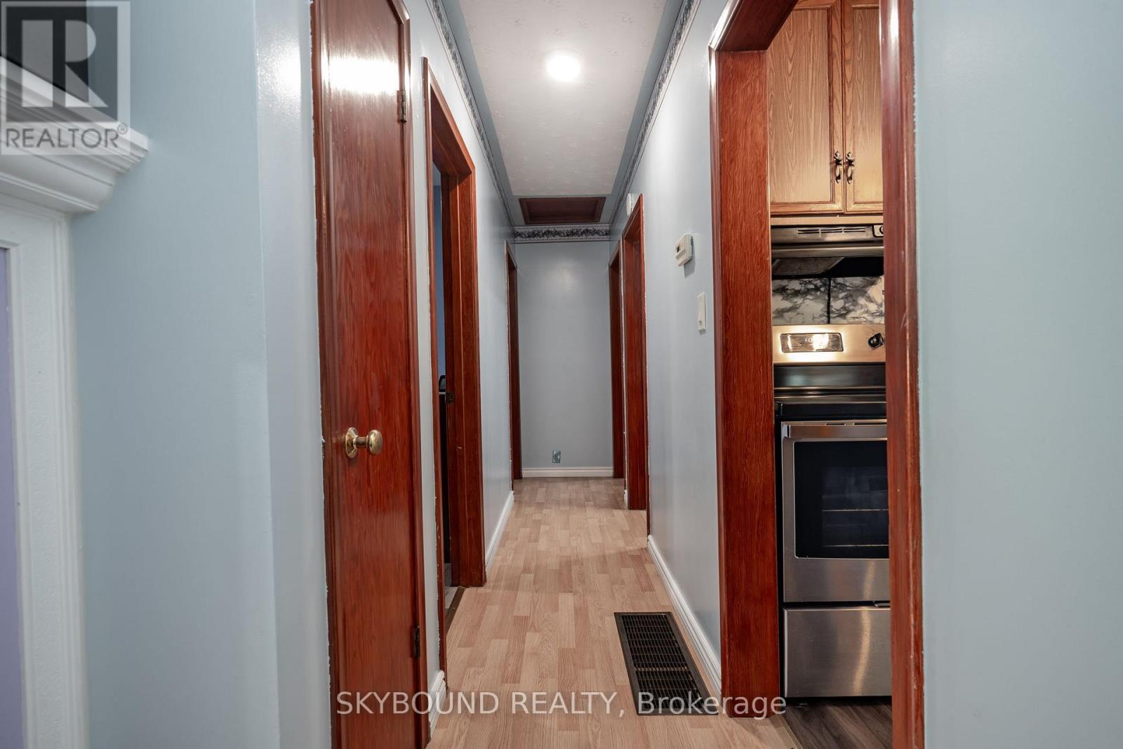 277 Hillside Drive, Woodstock, Ontario N4S 2T9 - Photo 8 - X12713814