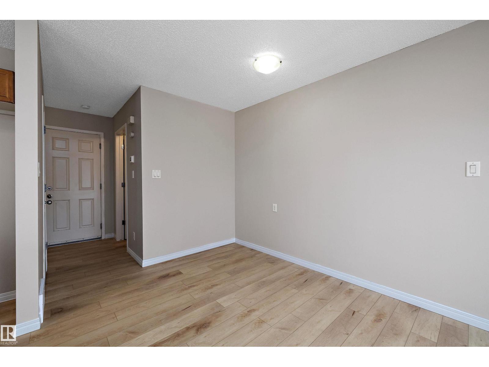 #5 130 Hyndman Cr Nw, Edmonton, Alberta  T5A 0E8 - Photo 8 - E4470560