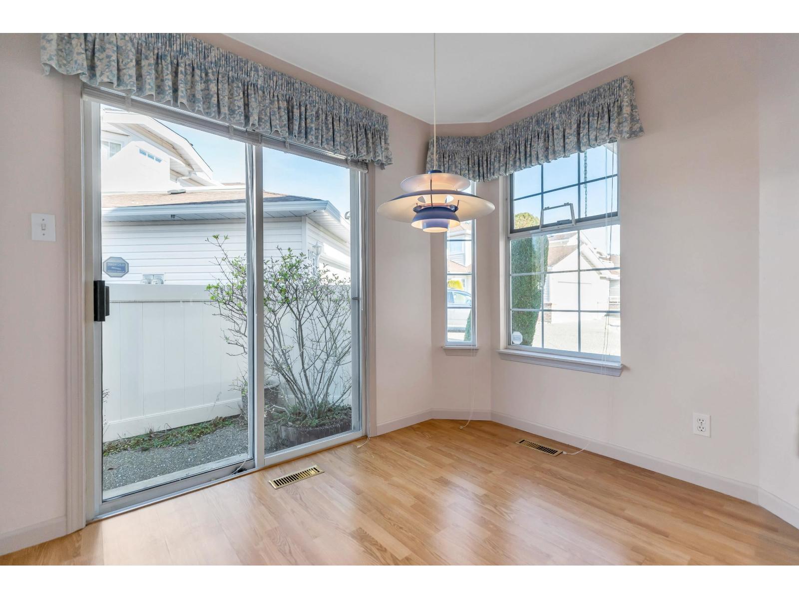 39 9168 Fleetwood Way, Surrey, British Columbia  V3R 0P1 - Photo 23 - R3080505