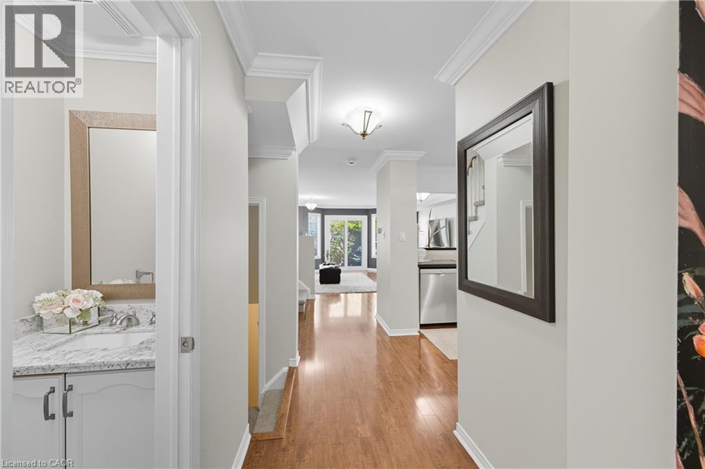 5555 Prince William Drive Unit# 8, Burlington, Ontario  L7L 6P2 - Photo 8 - 40775406