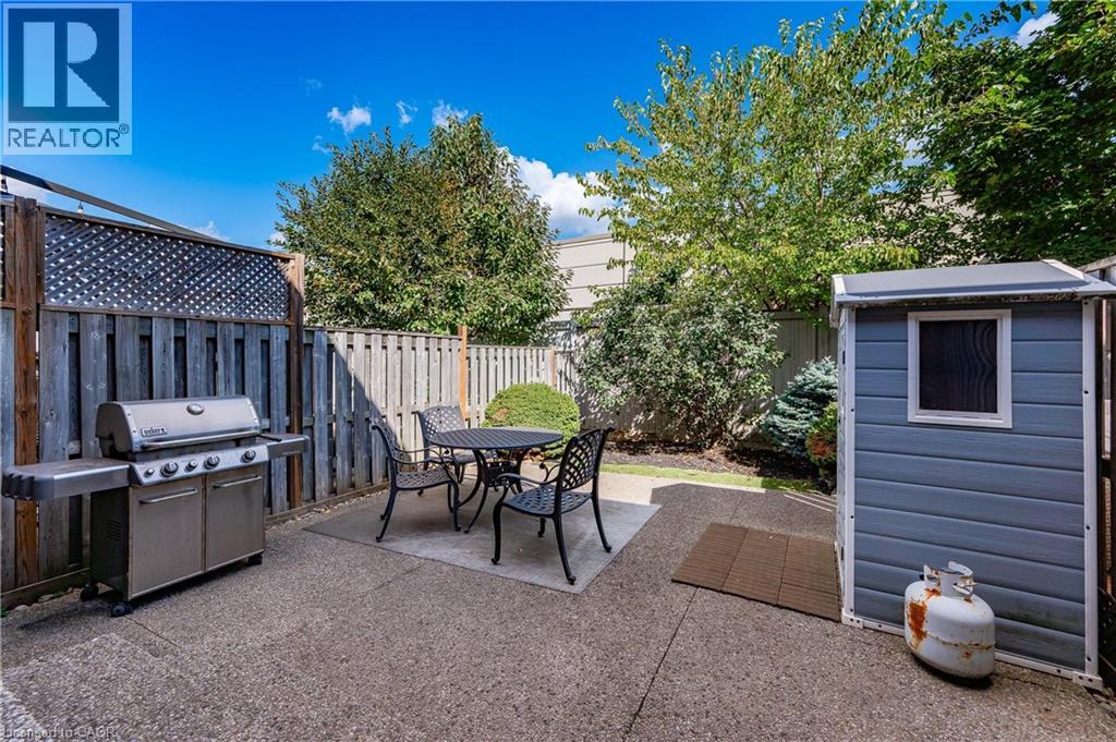 5555 Prince William Drive Unit# 8, Burlington, Ontario  L7L 6P2 - Photo 37 - 40775406