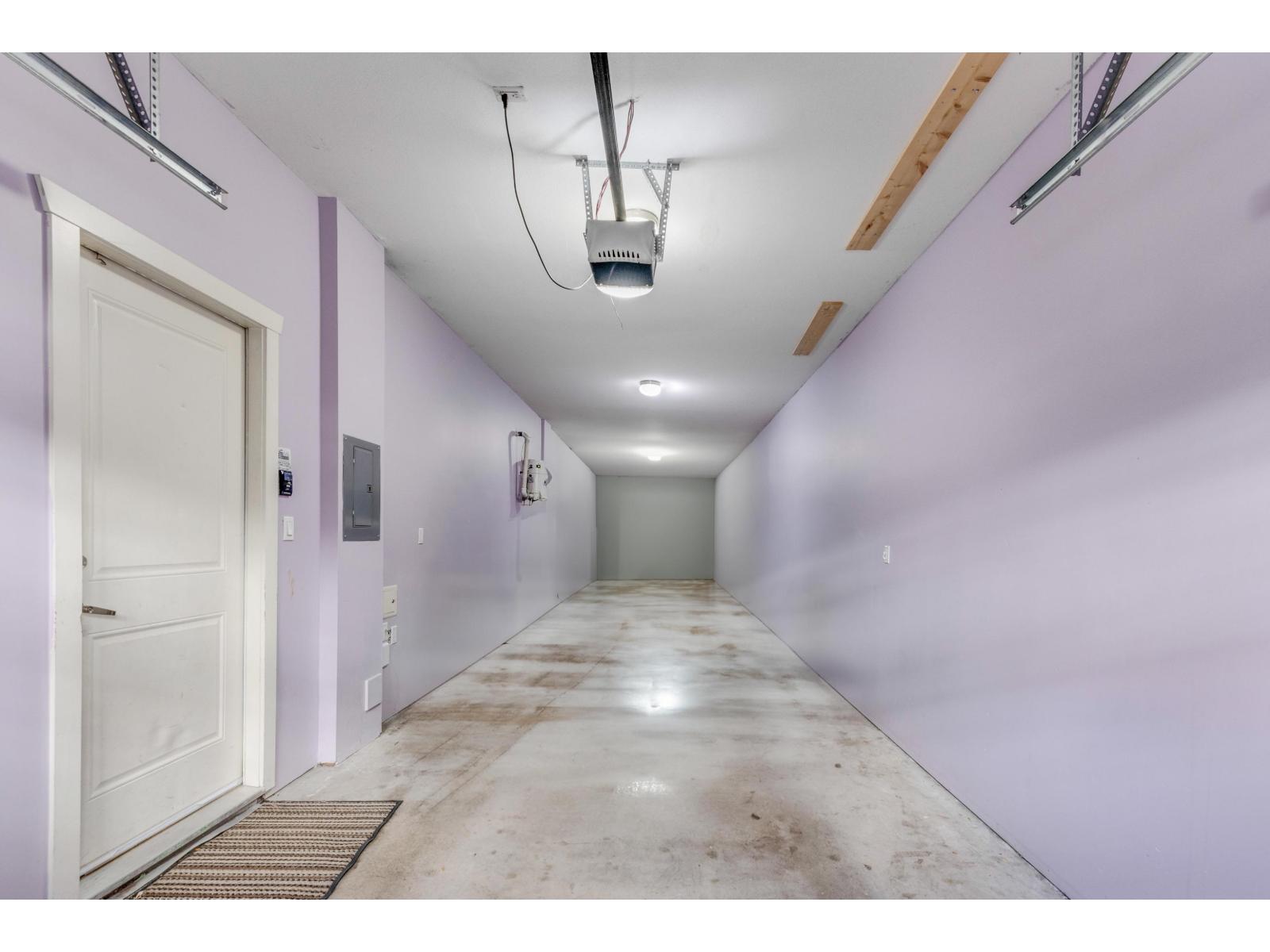 37 19560 68 Avenue, Surrey, British Columbia  V4N 5Y5 - Photo 4 - R3081227