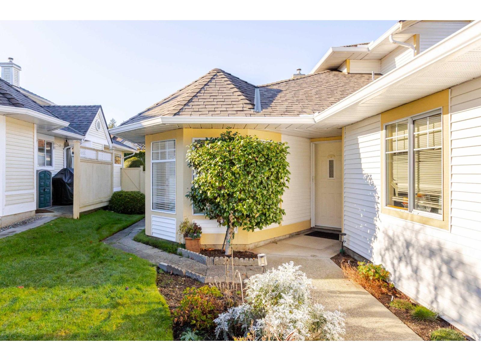 42 21138 88 Avenue, Langley, British Columbia  V1M 2G7 - Photo 2 - R3080811