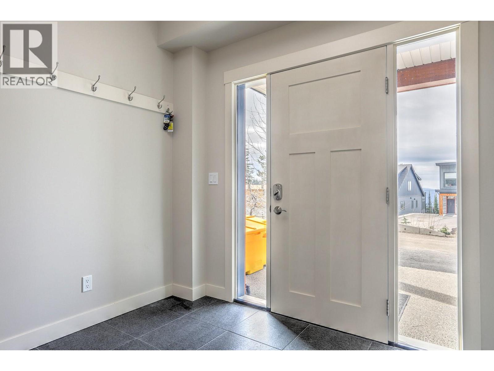 9834 Cathedral Drive, Silver Star, British Columbia  V1B 0S1 - Photo 13 - 10346613