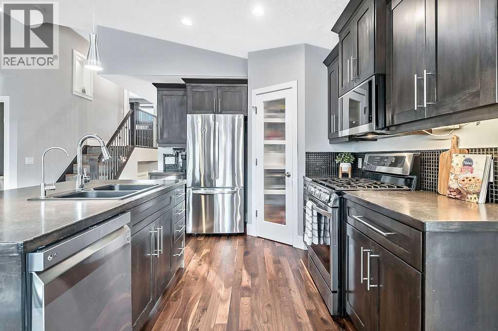 605 Sunrise Close, Diamond Valley, Alberta  T0L 2A0 - Photo 10 - A2276075