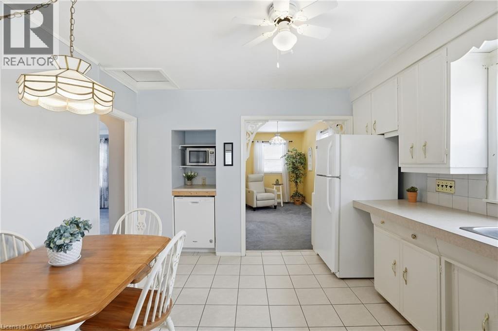 363 Limeridge Road E, Hamilton, Ontario  L9A 2S8 - Photo 15 - 40797851