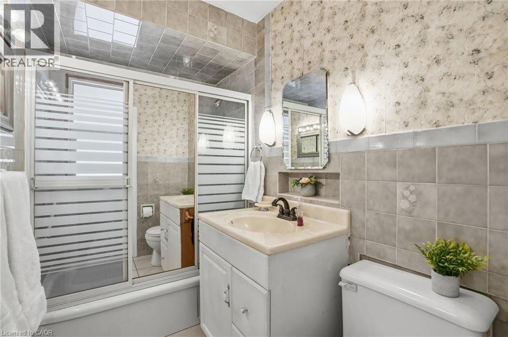 363 Limeridge Road E, Hamilton, Ontario  L9A 2S8 - Photo 20 - 40797851