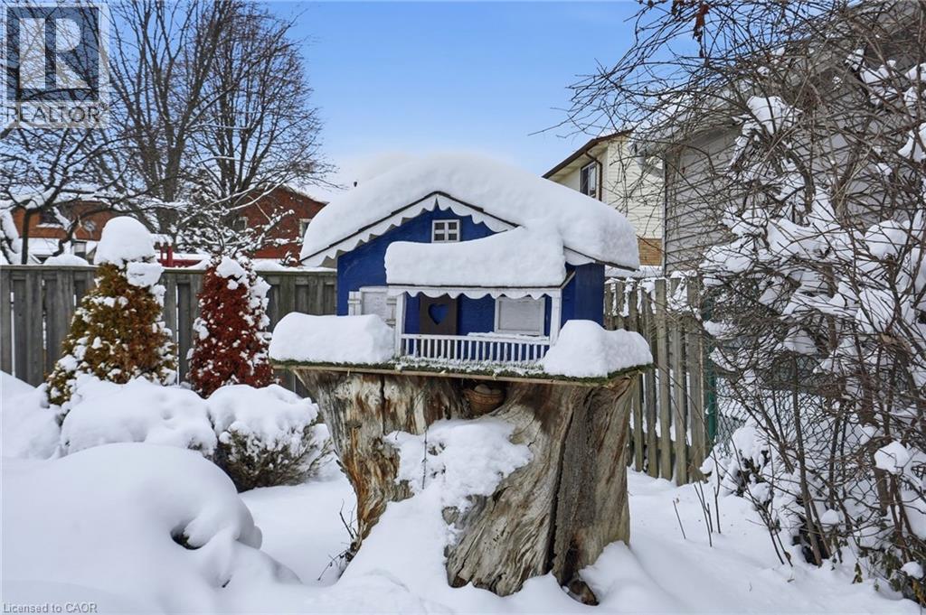 363 Limeridge Road E, Hamilton, Ontario  L9A 2S8 - Photo 39 - 40797851