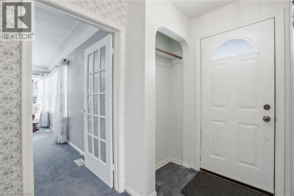 363 Limeridge Road E, Hamilton, Ontario  L9A 2S8 - Photo 5 - 40797851