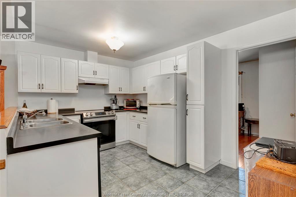 550 Rodfam Drive, Windsor, Ontario  N9G 2W1 - Photo 7 - 26001501