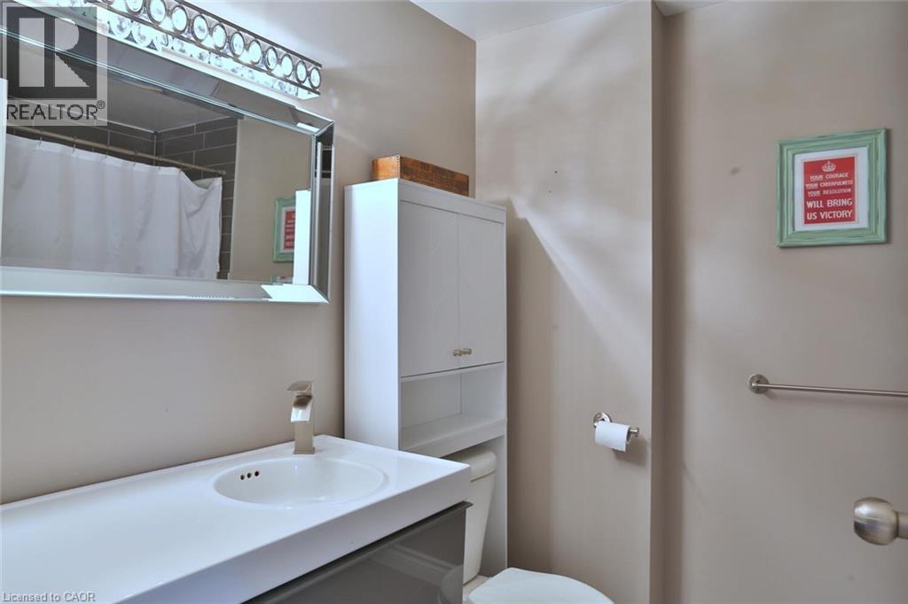 1085 Queens Boulevard Unit# 6, Kitchener, Ontario  N2M 1B9 - Photo 28 - 40785809